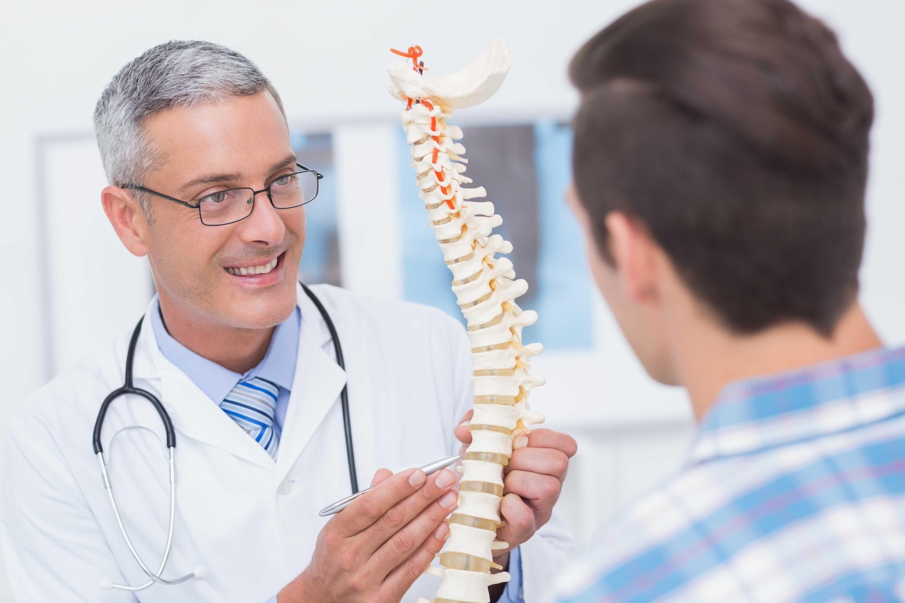Skolioza fizjoterapia Skolioza ćwiczenia fizjoterapia skolioza